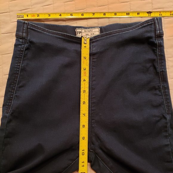 Free People Pull on Skinny Jeans Frayed Raw Hem - Picture 11 of 13